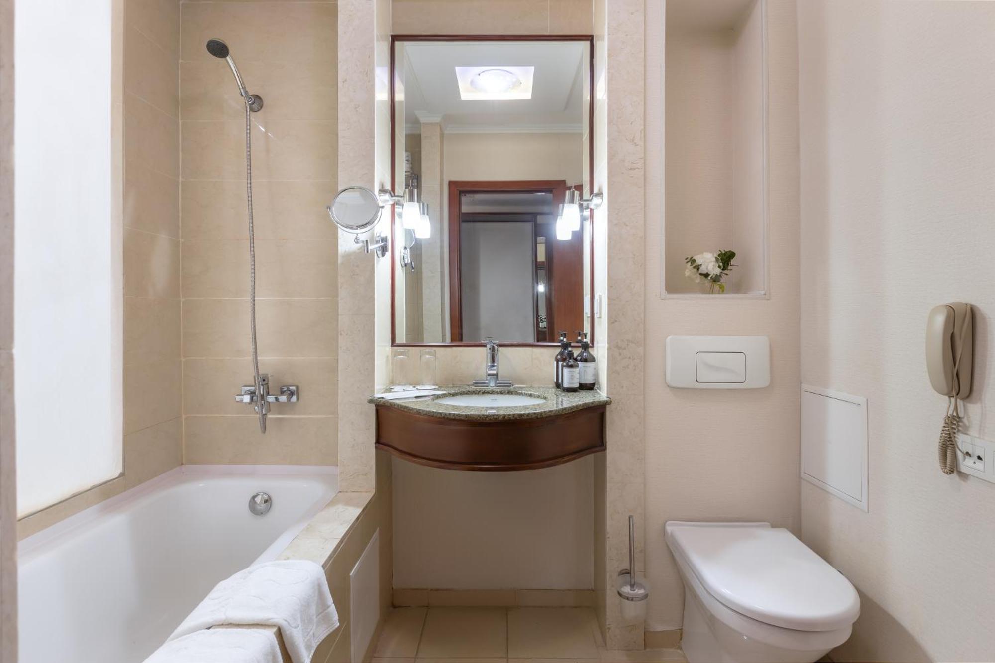 Regardal Hotel Almaty Bagian luar foto