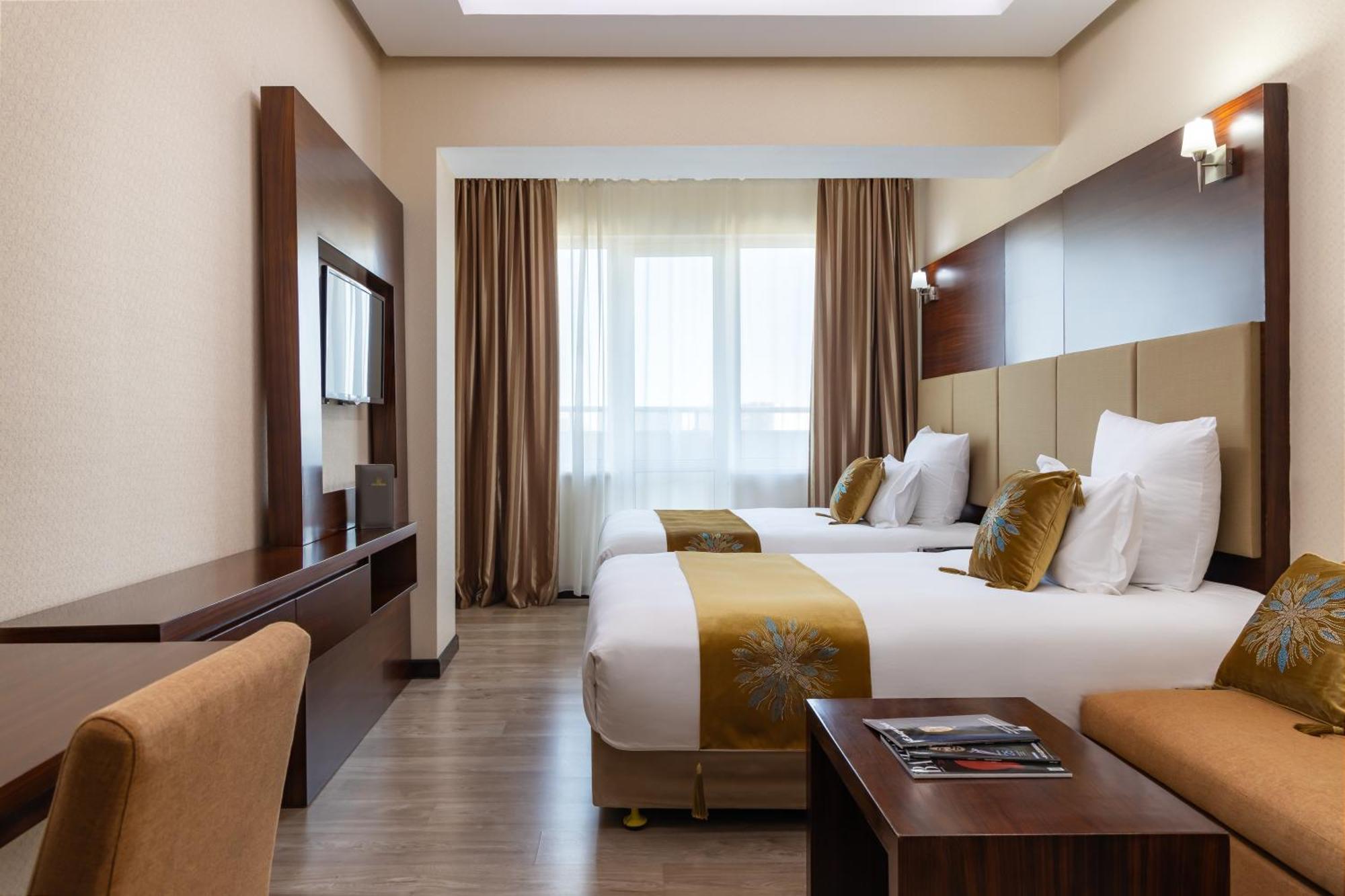 Regardal Hotel Almaty Bagian luar foto