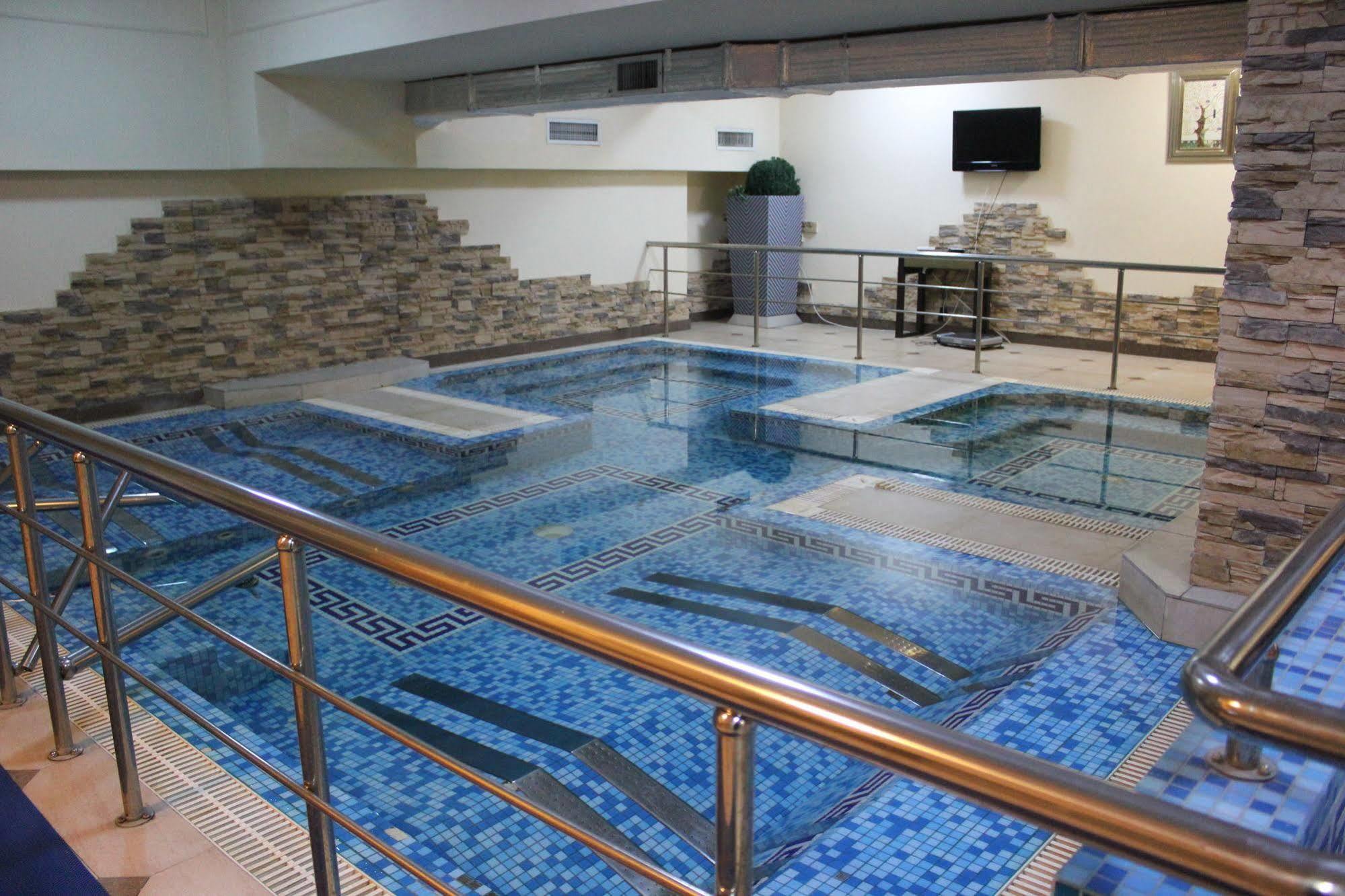 Regardal Hotel Almaty Bagian luar foto